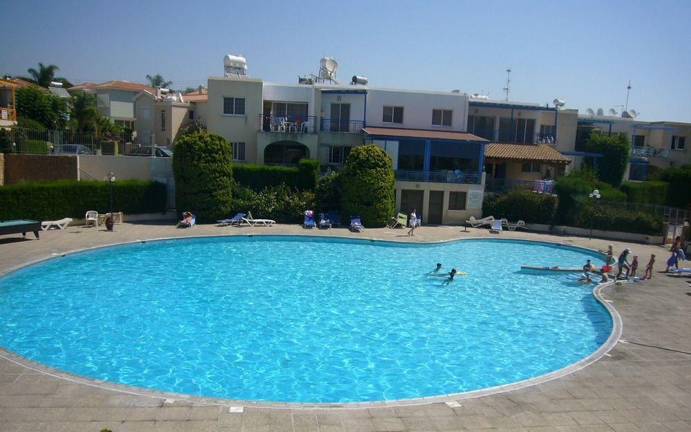 Santa Barbara Complex Apartment Лимасол Екстериор снимка